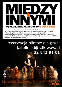 Między innymi - spektakl zespołu wokalnego DECYBELE